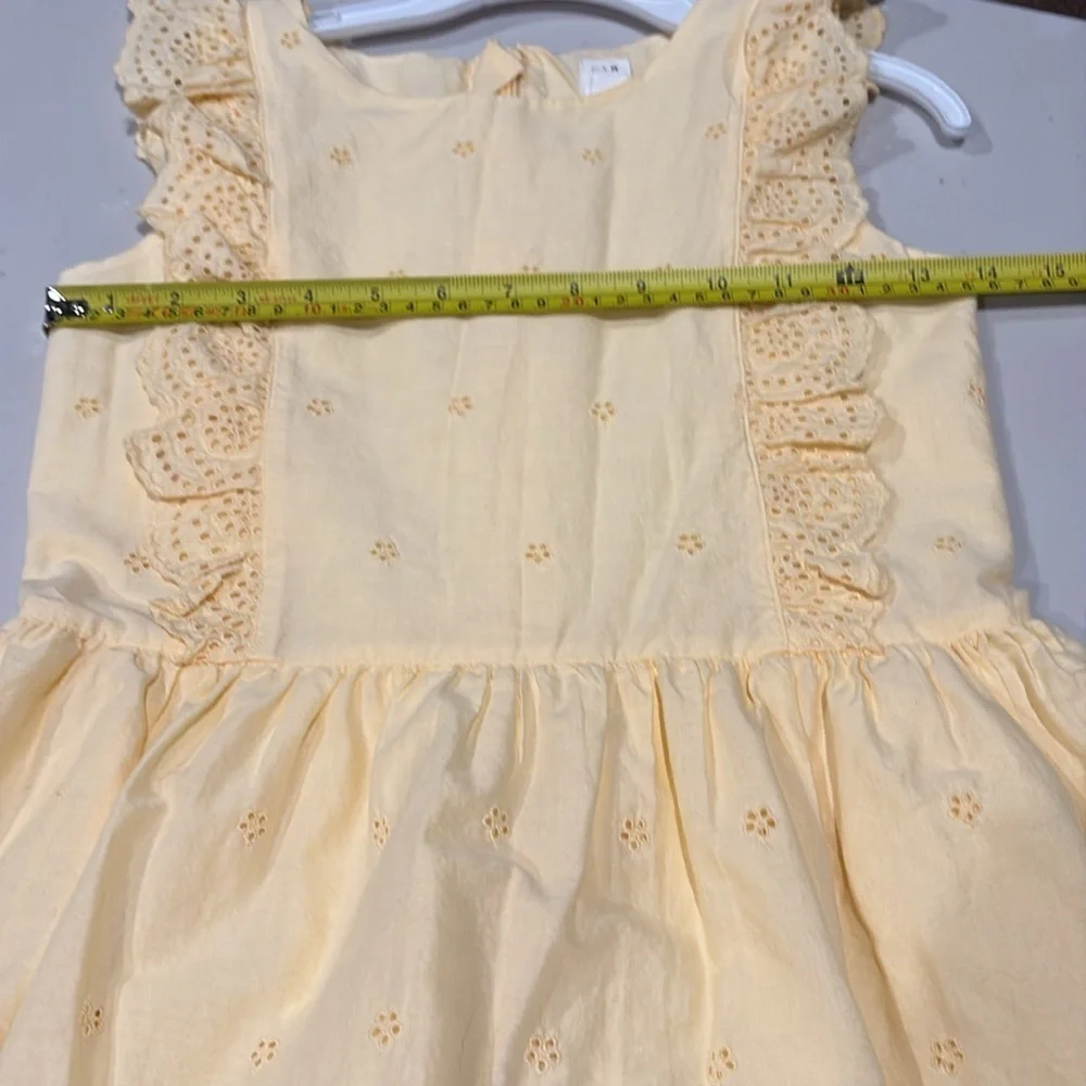 GAP Kids - Eyelet ruffle dress - girls summer dress.  Size large. Yellow.